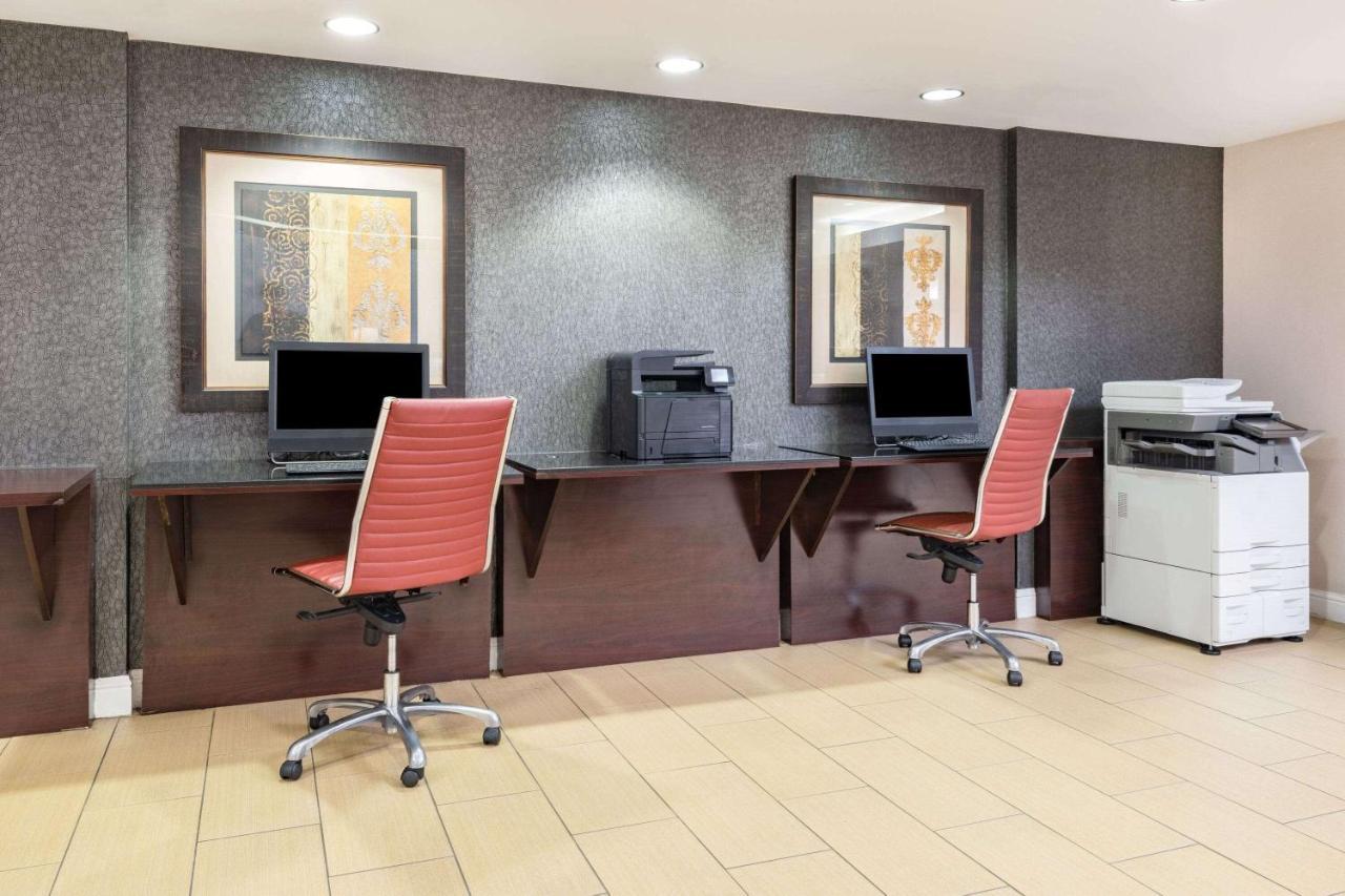 Wyndham Sacramento Hotell Carmichael Eksteriør bilde