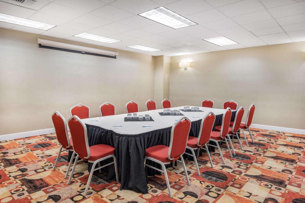 Wyndham Sacramento Hotell Carmichael Eksteriør bilde
